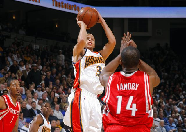 在对方防守 在对方防守